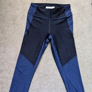 Outdoor Voices Two Tone 7/8 leggings